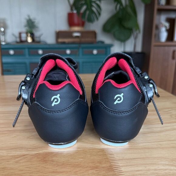 EUC Peloton Black and White Cycling Shoes - Men’s 8–8.5 / Women’s 9.5-10 - Picture 3 of 8